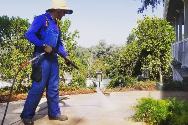 Roof Cleaning and Pressure Washing Services in San Diego 6